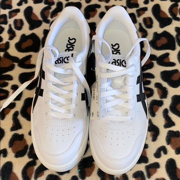 Asics Shoes - brand new Japan S Asics